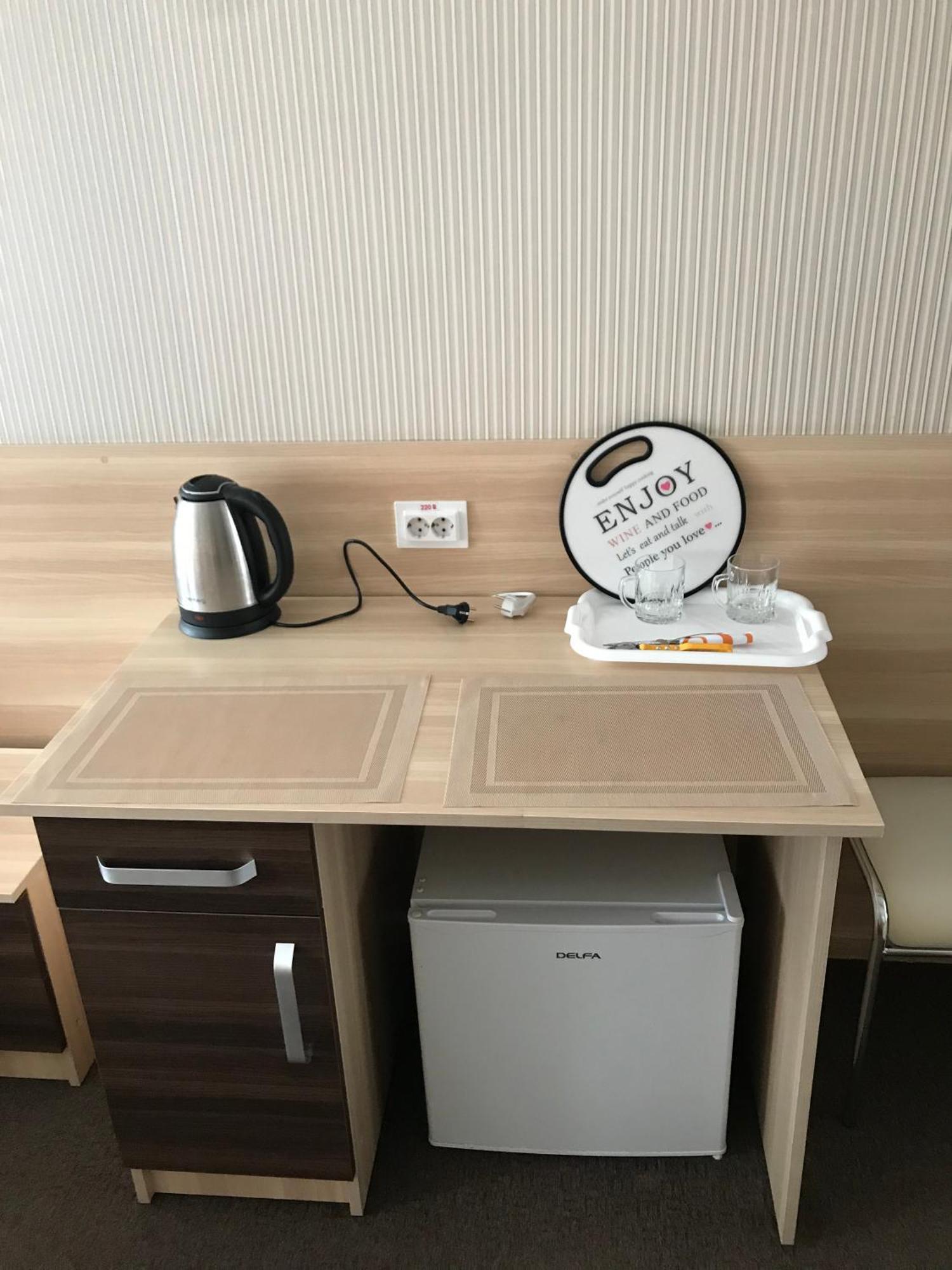 Hostel Iskra Lviv Bagian luar foto